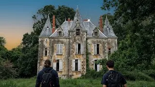 Miniature : Ce CHÂTEAU abandonné cache des SECRETS effrayants - URBEX