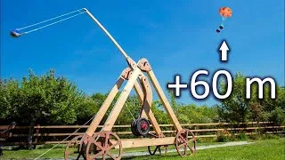 Miniature : Lancer à la verticale avec un trébuchet