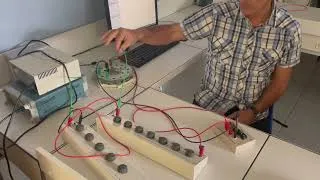 Miniature : Montage circuit RC (charge du condensateur) tp physique terminale