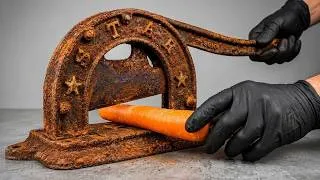 Miniature : Can This Rusty Guillotine Still Cut?
