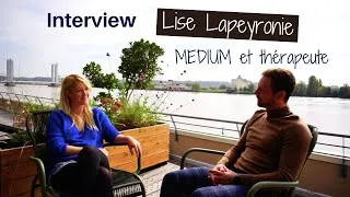 Miniature : Interview Lise Lapeyronie MEDIUM 🍀 Comment aide t'elle les gens à se libérer grâce à sa médiumnité?