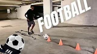 Miniature : Je m’entraîne au football à la maison aussi
