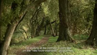 Miniature : Towards a sustainable tourism: "Eco-products" (English)