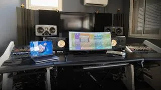 Miniature : STUDIO TOUR | Nicolas Romano (Jul, Alonzo, Soprano)