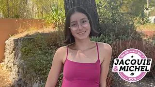Miniature : Pénélope, 19 ans, vendeuse en cosmétique à Paris !