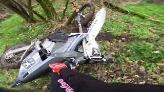 Miniature : J'essaye la Stark Varg EX dans du Hard Enduro !