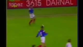 Miniature : Eric Cantona, tous ses buts en Equipe de France