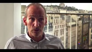 Miniature : Entretien avec Christophe Schmidt / AFP
