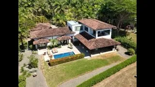 Miniature : De la roulotte à une villa de millionnaires au Costa Rica 🇨🇷