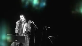 Miniature : Amel Brahim-Djelloul Live 2022 - Tella (Les Chemins qui montent)