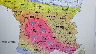 Miniature : PRUDENCE ORAGE VIOLENT DERNIÈRE DÉCADE DU MOIS D'AOÛT ! ( Beaucoup de pluie ⛈️ )