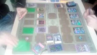 Miniature : Yu-gi-oh des duels rétro yugi vs kaiba vidéo saisons 3