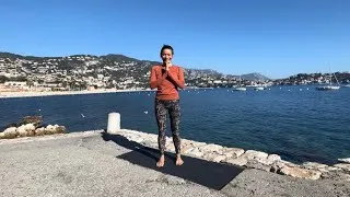 Miniature : 🇬🇧 Easy short yoga sequence for beginners