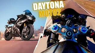 Miniature : J'AI ROULÉ AVEC LA MOTO LA PLUS RARE DU MONDE - DAYTONA 765 MOTO2 🔥