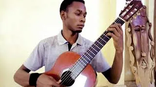 Miniature : Zelié - Bella Bellow ( cover guitare classique - Yves Adjalité)
