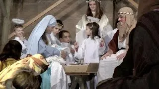 Miniature : 20 déc 2014 - Noël crèche vivante Saint-Raphaël basilique Notre-Dame de la Victoire