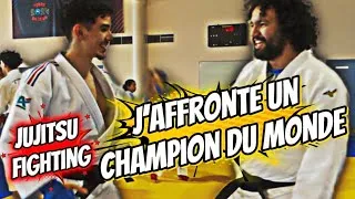 Miniature : Je teste et J’affronte un CHAMPION DU MONDE de Jujitsu Fighting !