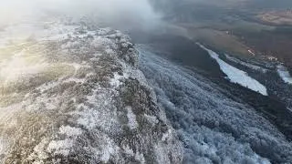 Miniature : Formation de nuages au bord d'une falaise