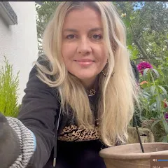 lauragardenmaker