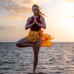 maryhoganyoga
