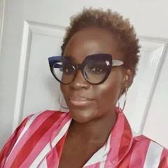 nellydeugoue
