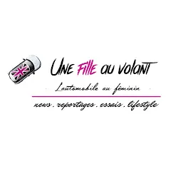unefilleauvolant
