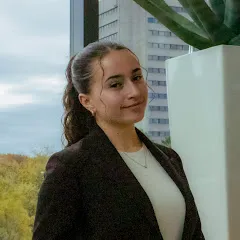 vicky-nx2uq