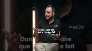 Miniature : Pourquoi il a commencé… à la réception de son propre hôtel #shorts