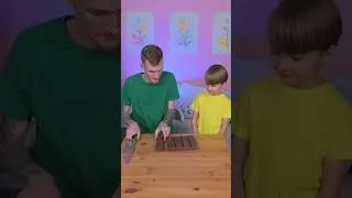 Miniature : Combien de chocolat veux-tu que je te coupe ? || Quel garçon rusé et intelligent !🤣🤣🤣 #drôle