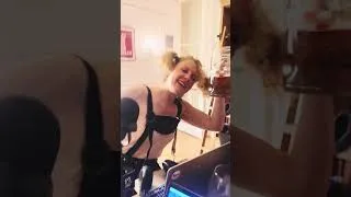 Miniature : Heidi Kling est avec nous dans le dernier épisode #eurovision #humour