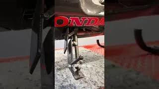 Miniature : Voici la béquille de la Honda 750NR