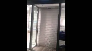 Miniature : Porte automatique mystérieuse