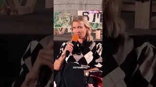 Miniature : ALEXANDRA LAMY : "Alain Souchon est la solution à tout"