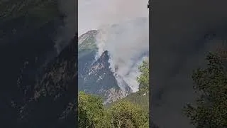 Miniature : La Tour du Merle ⛰️ Planay 🔥 le feu de végétation gagne du terrain #incendie #savoie #forestfire