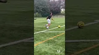 Miniature : Les meilleures situations offensives sont souvent préparées avant le dernier geste.