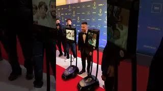 Miniature : L’arrivée de Messi et sa famille au ballon d’or a paris