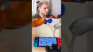 Miniature : Elle lave la Nintendo switch de son mari 😭 ! #shorts #gaming