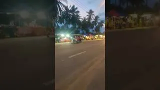 Miniature : Run en Thaïlande. Il fait chaud, humide, même à 19h le soir, mais Dieu que c'est cool de courir ici