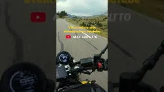 Miniature : Routes des Grandes Alpes à moto en 30 secondes
