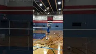 Miniature : Volleyball drill for young setters (3 ball) Back set #1 / Exercices pour jeune passeur (3 balles)#1