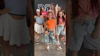 Miniature : Johanna - Elams 🔥Reprenez notre trend sur le son “Johanna” d’Elams  #dance #videodance
