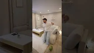 Miniature : J'ai Transformé ma MAISON en 99 Heures !