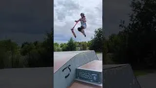 Miniature : Petite édit avec Rémy #trottinettefreestyle #scooterfreestyle #rider #riding #ride #scooterride