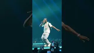 Miniature : Parisienne (2/4) - Gims ft. la Mano 1.9 Live U Arena 21/12/2025