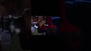 Miniature : #SHORTS : DANS TASM2 GWEEN NE DEVAIT PAS CRIER PETER APRES S'ETRE FAIT COLLER AU CAPOT DE LA VOITURE