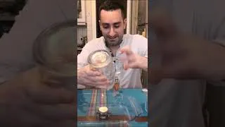 Miniature : De l'eau, une bougie, du parfum et ça fait une tempête sous un crâne !