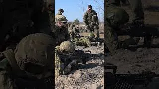 Miniature : Rien ne vaut une journée au champ de tir!  #arméecanadienne #fac #armée
