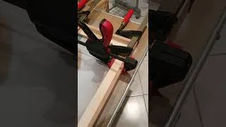 Miniature : Réalisation de cadres façon caisse américaine.