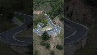 Miniature : Le paradis des motards vu de haut 🏍️☁️