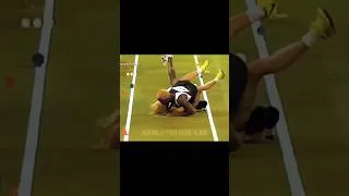 Miniature : Ce qui ARRIVE souvent EN ATHLÉTISME #shorts #sports #trackandfield #100m